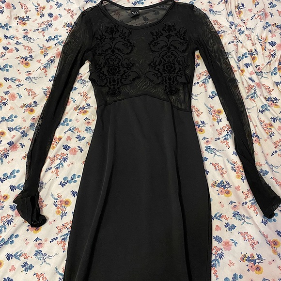 Windsor Dresses & Skirts - Windsor Black Midi Dress